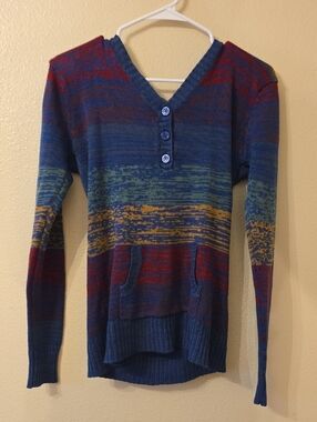 V-Neck Multicolor Knit Sweater with Front Pocket